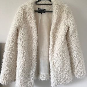 Fluffy Furry Coat🌟